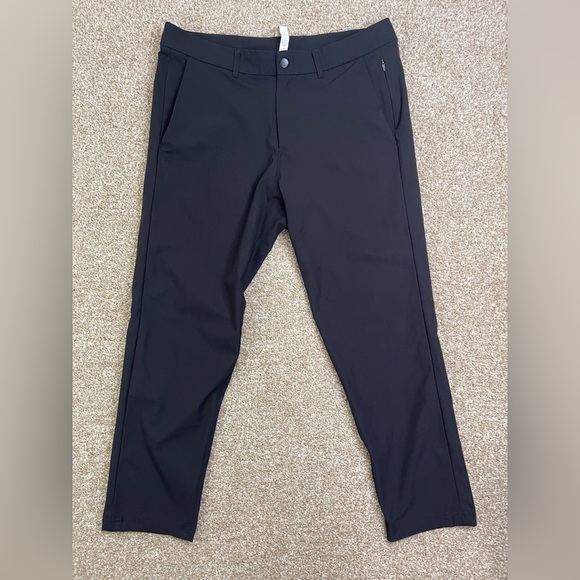Lululemon Athletica Men's Dark Navy Chinos - Picture 1 of 11